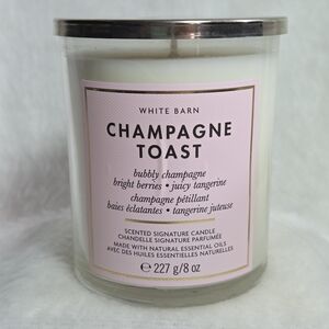 White Barn Champagne Toast Candle Single Wick 8oz Candle